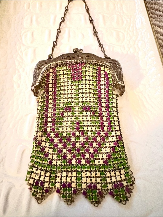 Whiting & Davis Handbags - Whiting & Davis Childs Doll Mesh Pink and Green Vintage Purse RARE! Mint Cond